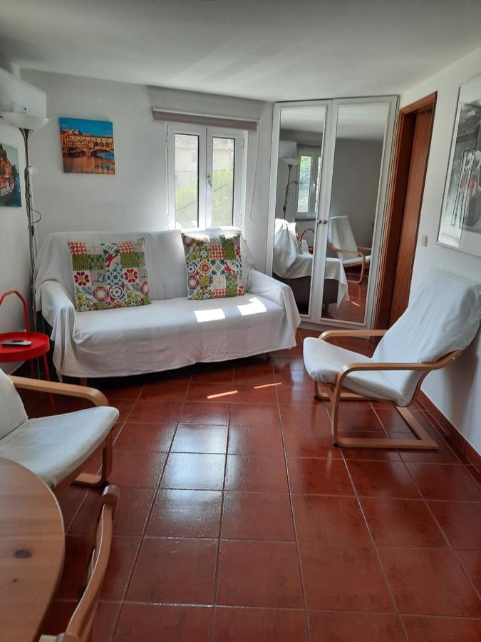 A Look Into The River Apartamento Avô Exterior foto
